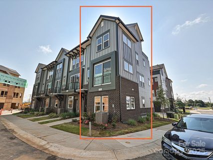 1308 Walter Taylor Way