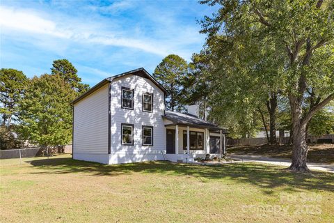 2400 Caswell Court sold home in Governors Square, Gastonia, NC