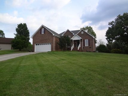 106 Firethorn Court