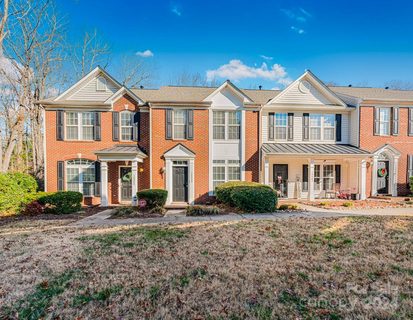 10859 Garden Oaks Lane sold home in Garden Oaks, Charlotte, NC