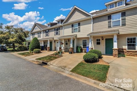 81 Old Salem Court sold townhome in Townes at Bagwell Mill, Fletcher, NC