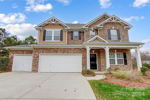 3642 Savannah Hills Drive sold home in Poplar Forest, Matthews, NC