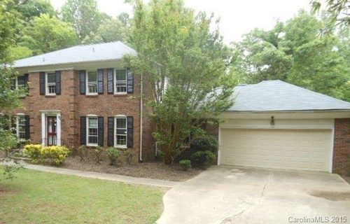 3025 Silver Birch Drive sold home in Mallard Trace, Charlotte, NC