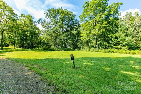 00000 Tumbling Falls Drive active lot in The River At Shining Rock, Canton, NC