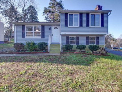 7800 Highbanks Court sold home in Piney Grove, Charlotte, NC