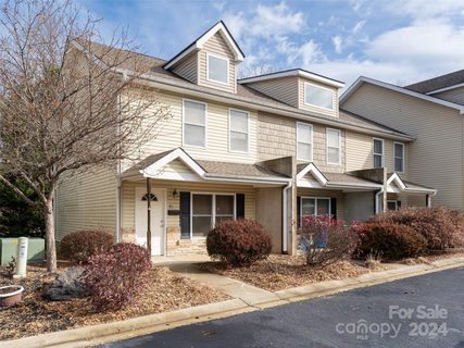 21 English Ivy Road sold townhome in Leicester Village, Asheville, NC