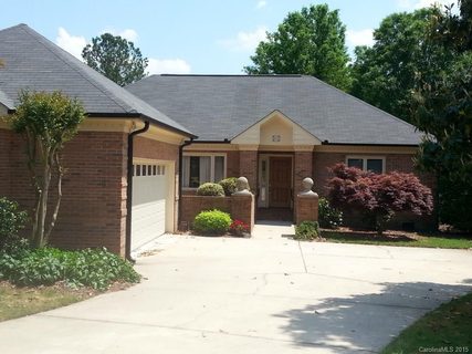 1225 Greenside Drive