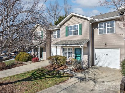 229 Wiltshire Circle sold condo in Stafford Crossing, Fletcher, NC