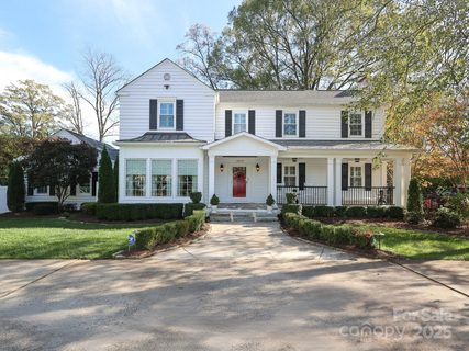 1511 S Wendover Road