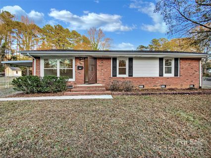 2823 Edsel Place sold home in Meadowood, Charlotte, NC