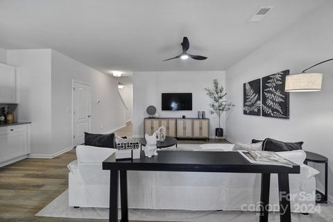 214 Audra Faye Lane