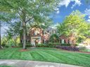 905 Mangionne Drive sold home in Matthews, SC