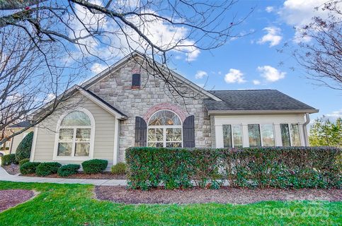 794 Ledgestone Court sold condo in Stonecrest Villas of Tega Cay, Tega Cay, SC