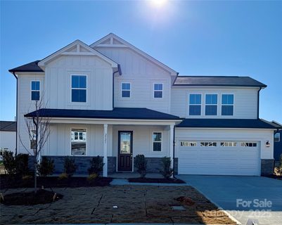 2521 Crimson Way