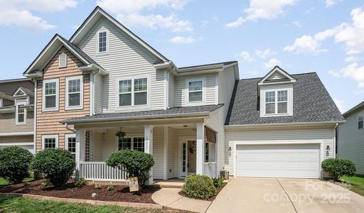 13807 Thach Court