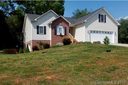 9005 Mccray Farms Drive sold home in Hickory, SC
