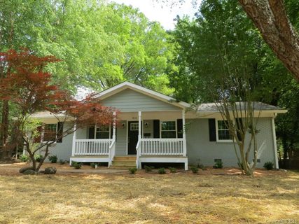 4816 Crestmont Drive sold home in Crestmont, Charlotte, NC