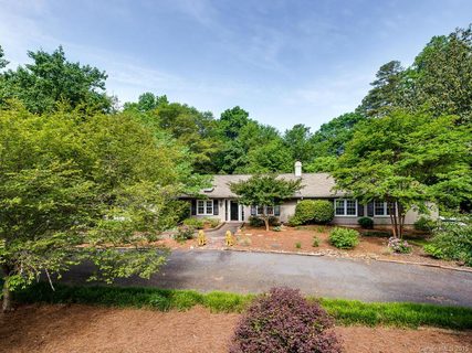 5417 Carmel Park Drive L4M6-1944