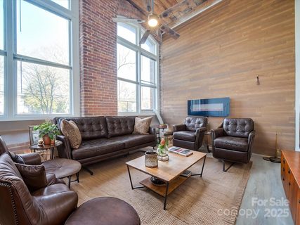 201 S Hoskins Road 122 sold home in FoxRidge Lofts, Charlotte, NC