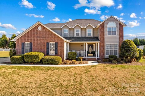 415 Cameron Drive sold home in Cameron Glen, Salisbury, NC