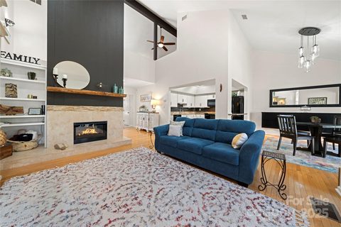 204 Riverview Terrace