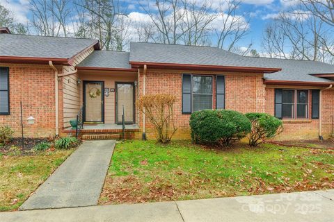 122 Ashleigh Court