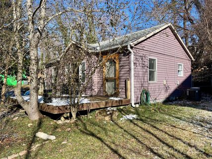 40 Baker Place sold home in Craigmont, Asheville, NC