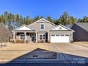 8825 Chapel Grove Crossing Drive sold home in Huntersville, SC