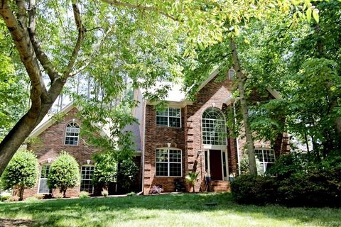 101 Ivyridge Court
