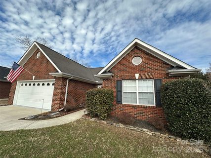 8423 Quail Hollow Drive