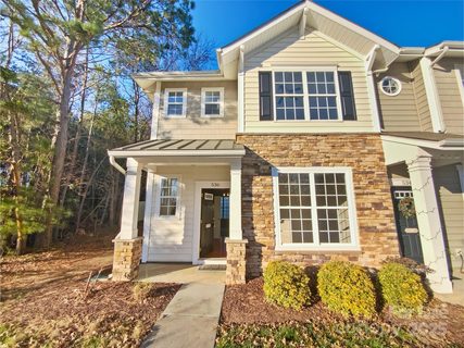 536 Bent Leaf Court