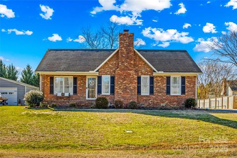 2359 Ellerbe Drive sold home in Medlin Crossing, Kannapolis, NC