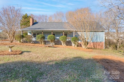1652 Brook Drive sold home in Willowbrook, Fort Mill, SC