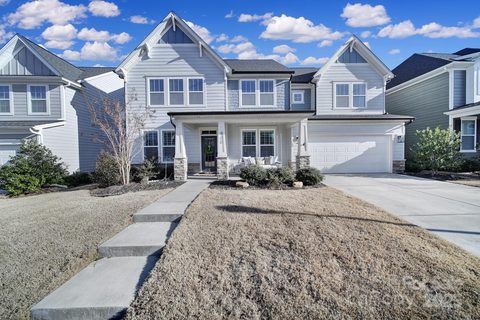 925 Gray Hook Drive