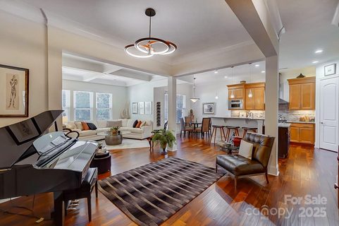 10715 Campbell Commons Way sold home in Central Park, Charlotte, NC
