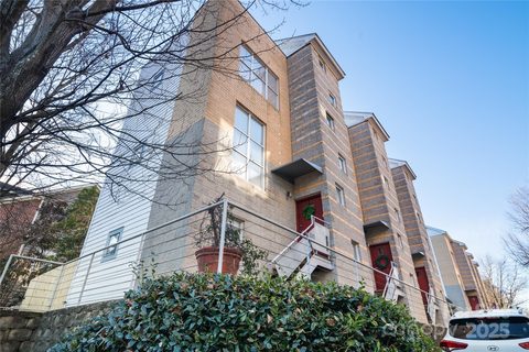 2005 Atherton Heights Lane
