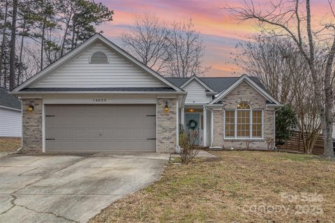14023 Kedleston Road sold home in Crown Ridge, Huntersville, NC