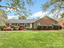 512 Holiday Road sold home in Gastonia, SC