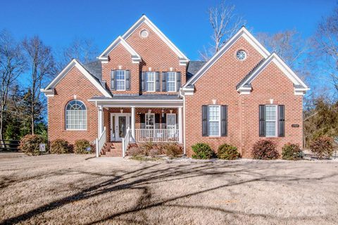 11925 Lawings Corner Drive