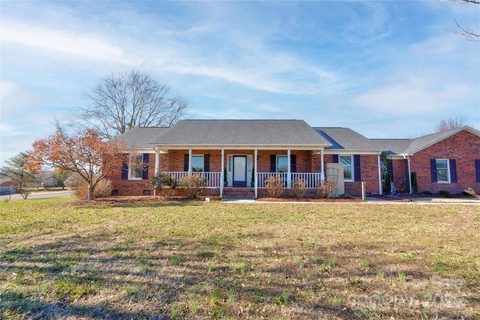 116 Country Creek Drive sold home in Country Creek, Kings Mountain, NC