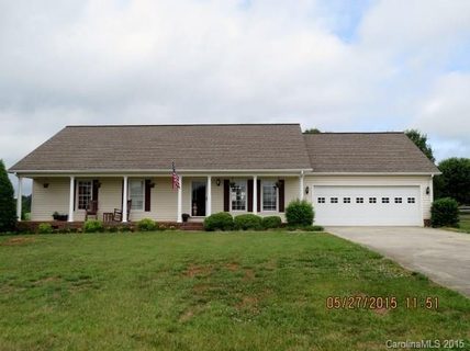 122 Meadow Oaks Drive sold home in Meadow Oaks, Statesville, NC