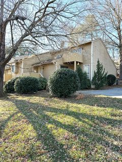 1017 N Center Street sold condo in Wisteria Woods, Hickory, NC
