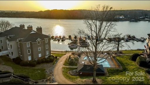 9801 Emerald Point Drive sold home in Emerald Point, Charlotte, NC