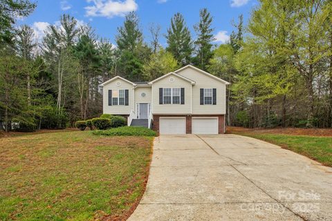 240 Doe Run sold home in River Glen, Morganton, NC