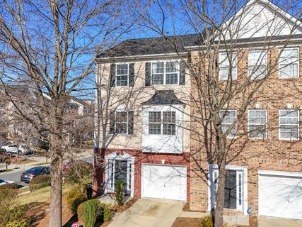 9893 Walkers Glen Drive sold townhome in Walkers Glen, Concord, NC