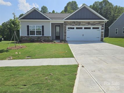 111 Adams Tree Way