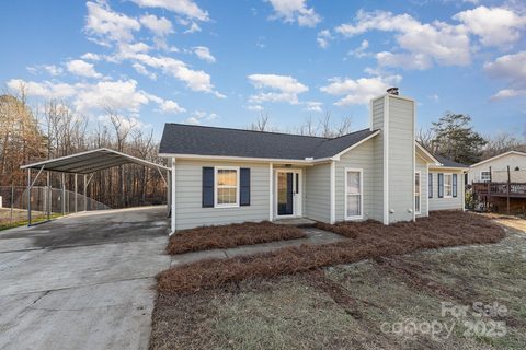 123 Hemlock Drive sold home in Rolling Hills, Salisbury, NC