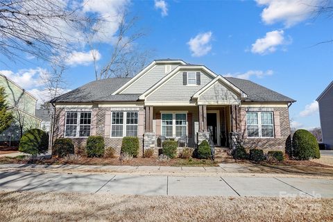 8303 Bramfield Drive sold home in Beckett, Huntersville, NC