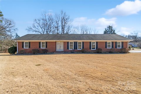1504 Hallmark Drive sold home in Hallmark Estates, Rock Hill, SC