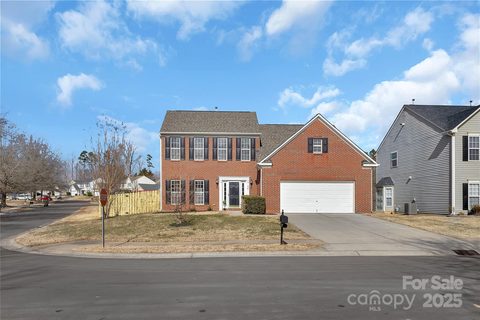 156 Crestwood Drive sold home in Dutchmans Meadow, Mount Holly, NC